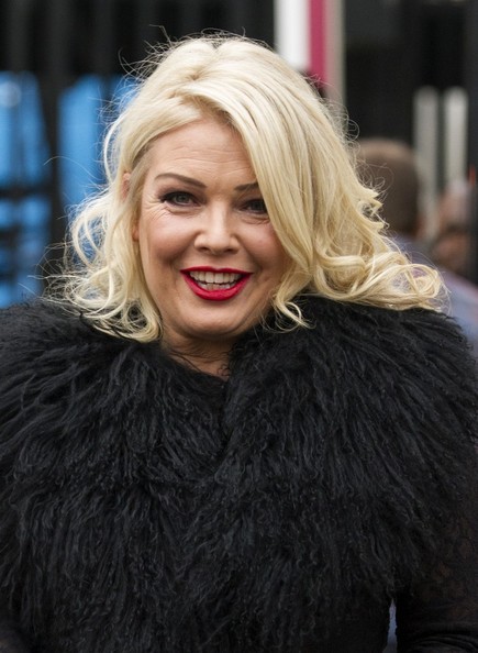 How tall is Kim Wilde?